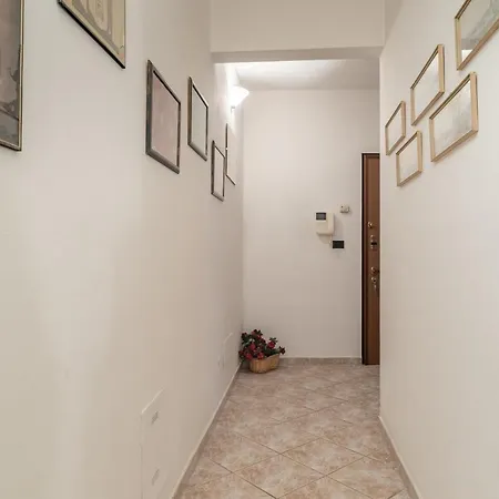 Rivierarent Elisa 100 Metri Dal Mare Finale Ligure