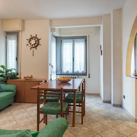 Appartement Rivierarent Elisa 100 Metri Dal Mare *