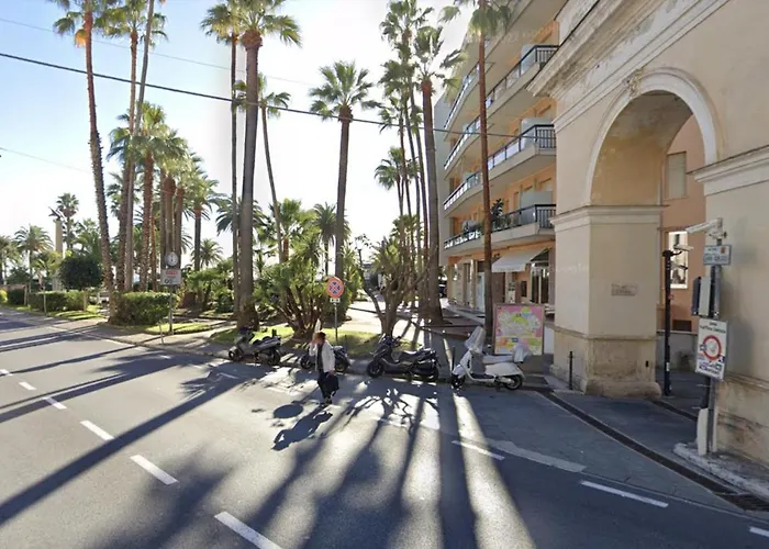 Rivierarent Elisa 100 Metri Dal Mare Apartmán